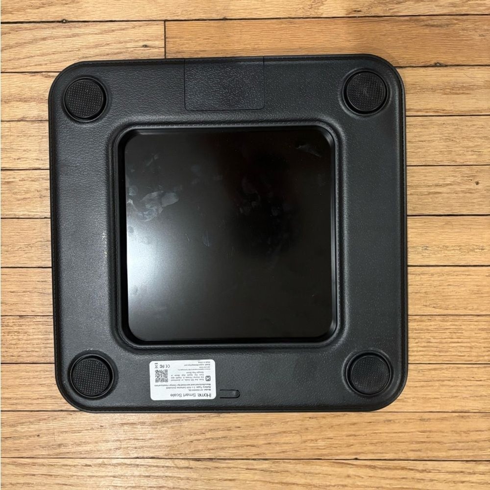 iHome Black and Silver Touch Sensitive Scale