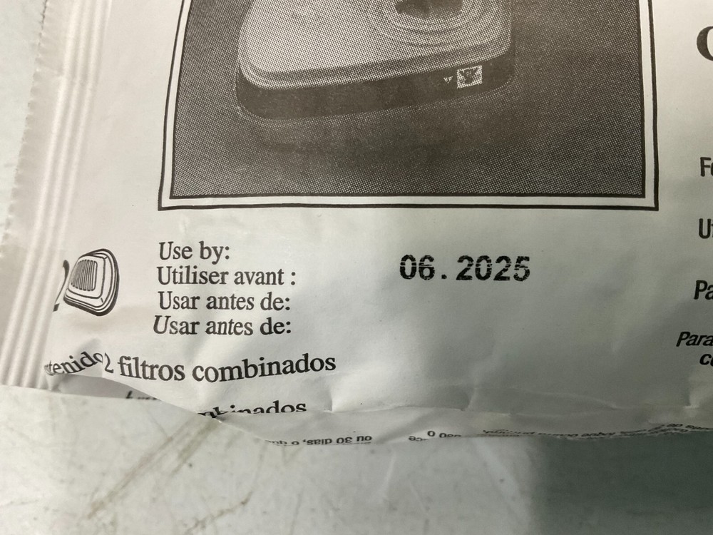 3M 60925 (2 packs) Combination Cartridge/Filter