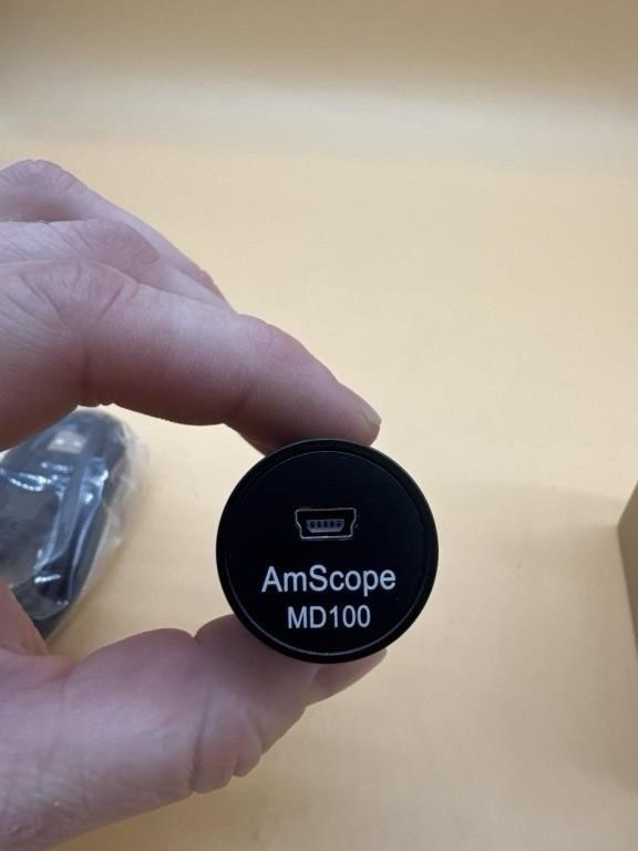 AmScope Microscope Eyepiece Camera MD100 1MP Live Color Image With USB Cable