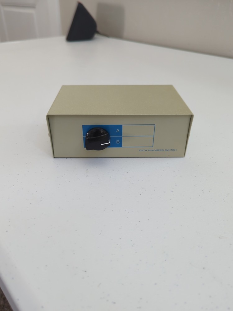 DB25 A/B Switch Box Data Transfer Female Rotary Dial Heavy Duty - TESTED