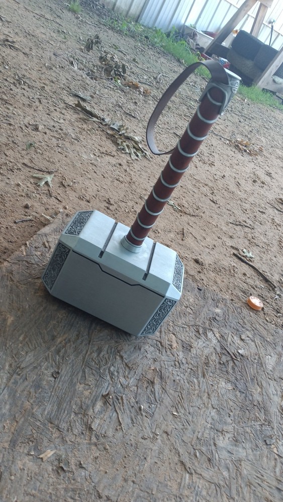thor hammer metal 8 pound leather handle