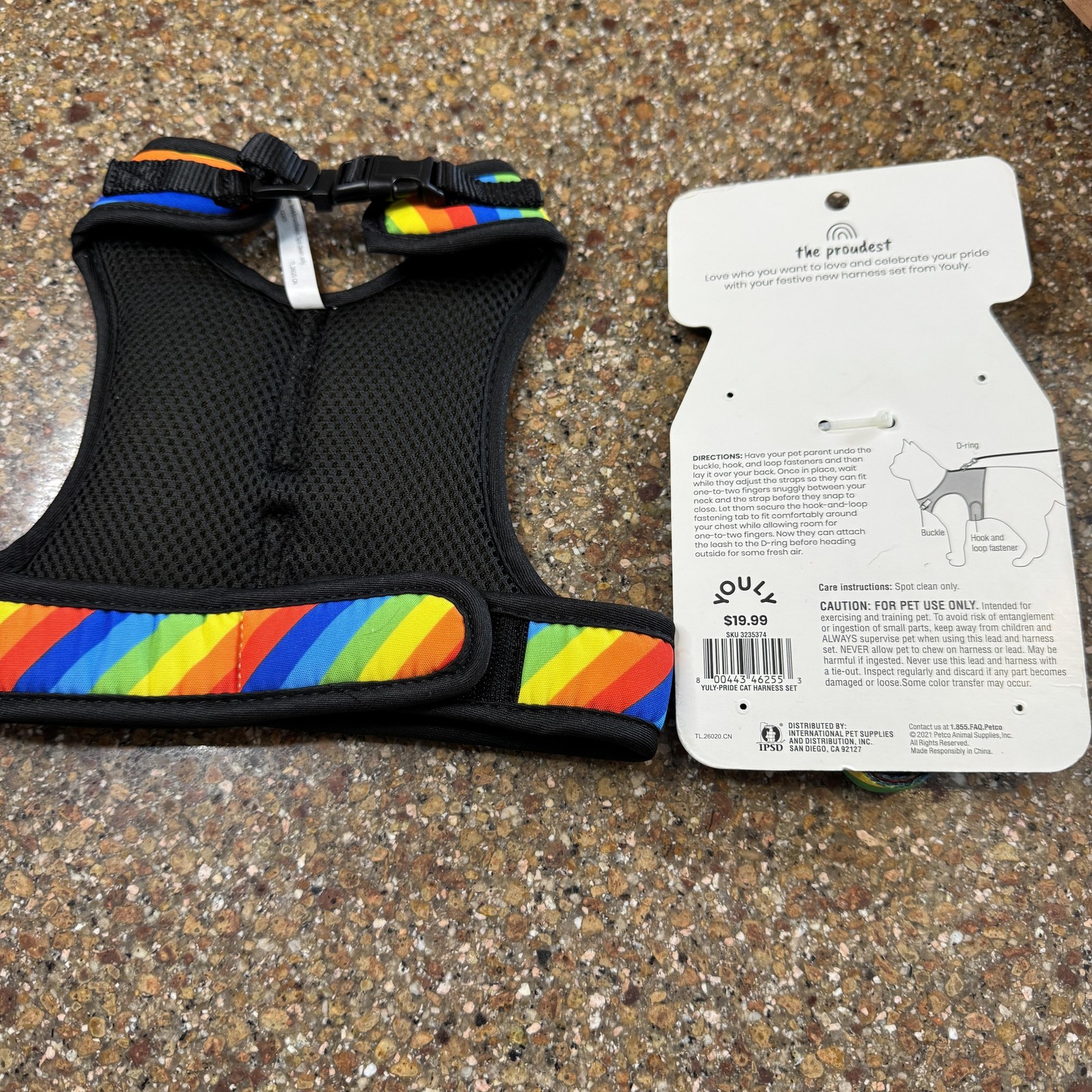 Petco Youly Pride Cat Harness Leash Set Rainbow Adjustable Mesh Multicolor Pet