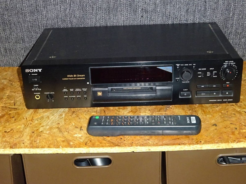 SONY MDS-JB920 MD deck working fine remote control black