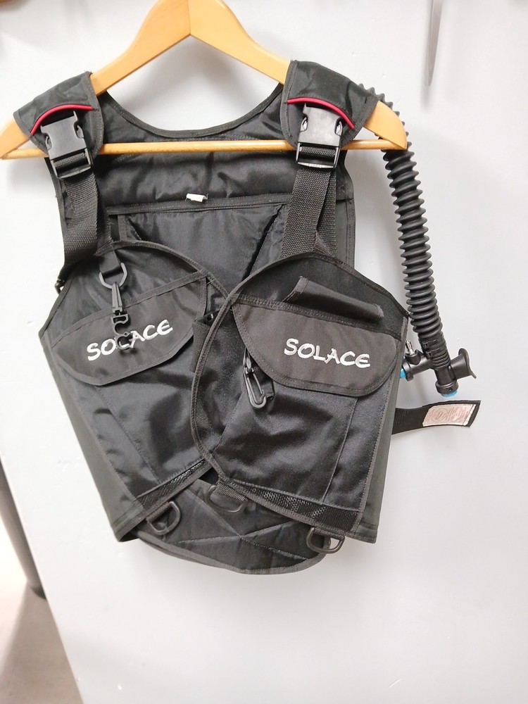 Solace Scuba Diving dive Vest BCD Buoyancy compensator size medium