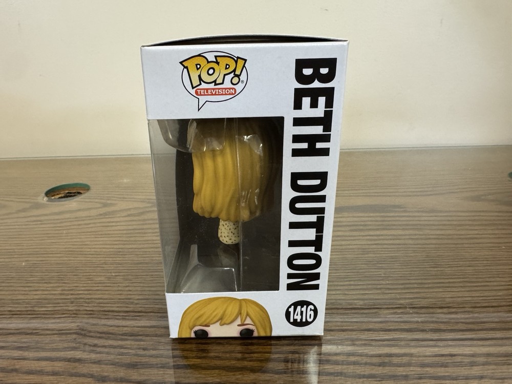 Funko Pop 1416 YELLOWSTONE BETH DUTTON EXCLUSIVE 1416