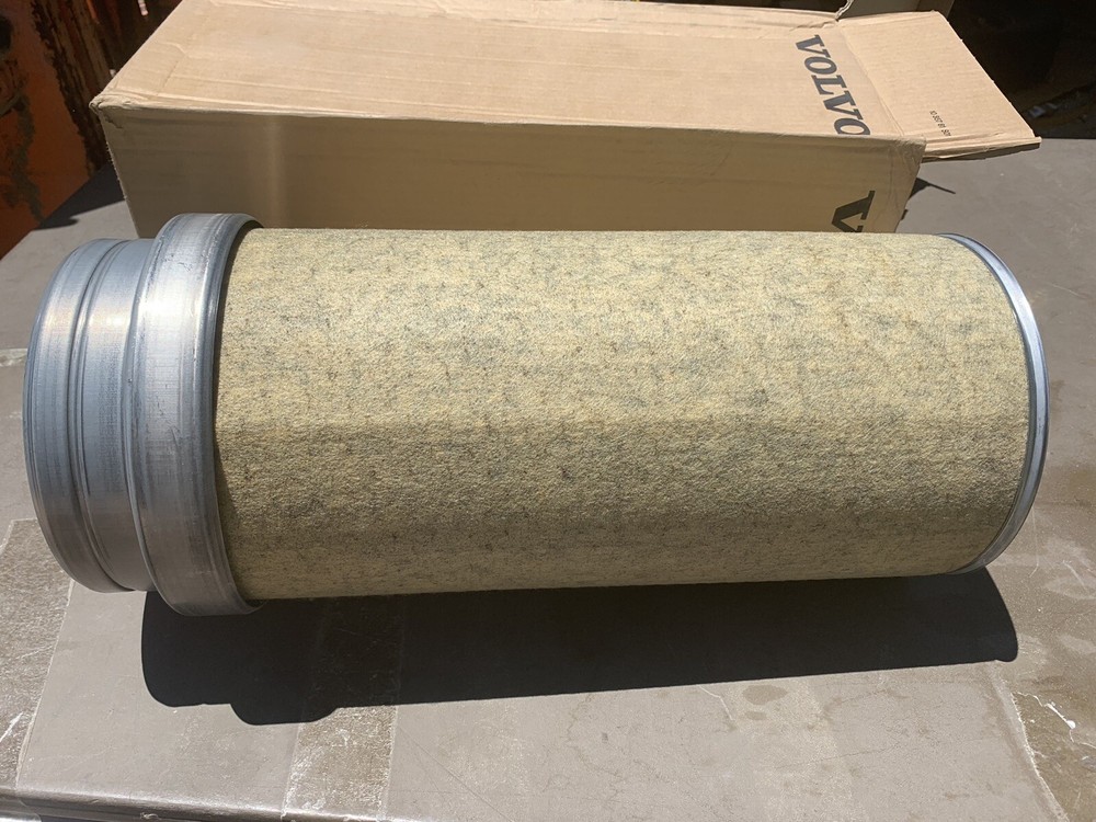 GENUINE VOLVO AIR FILTER 21041297