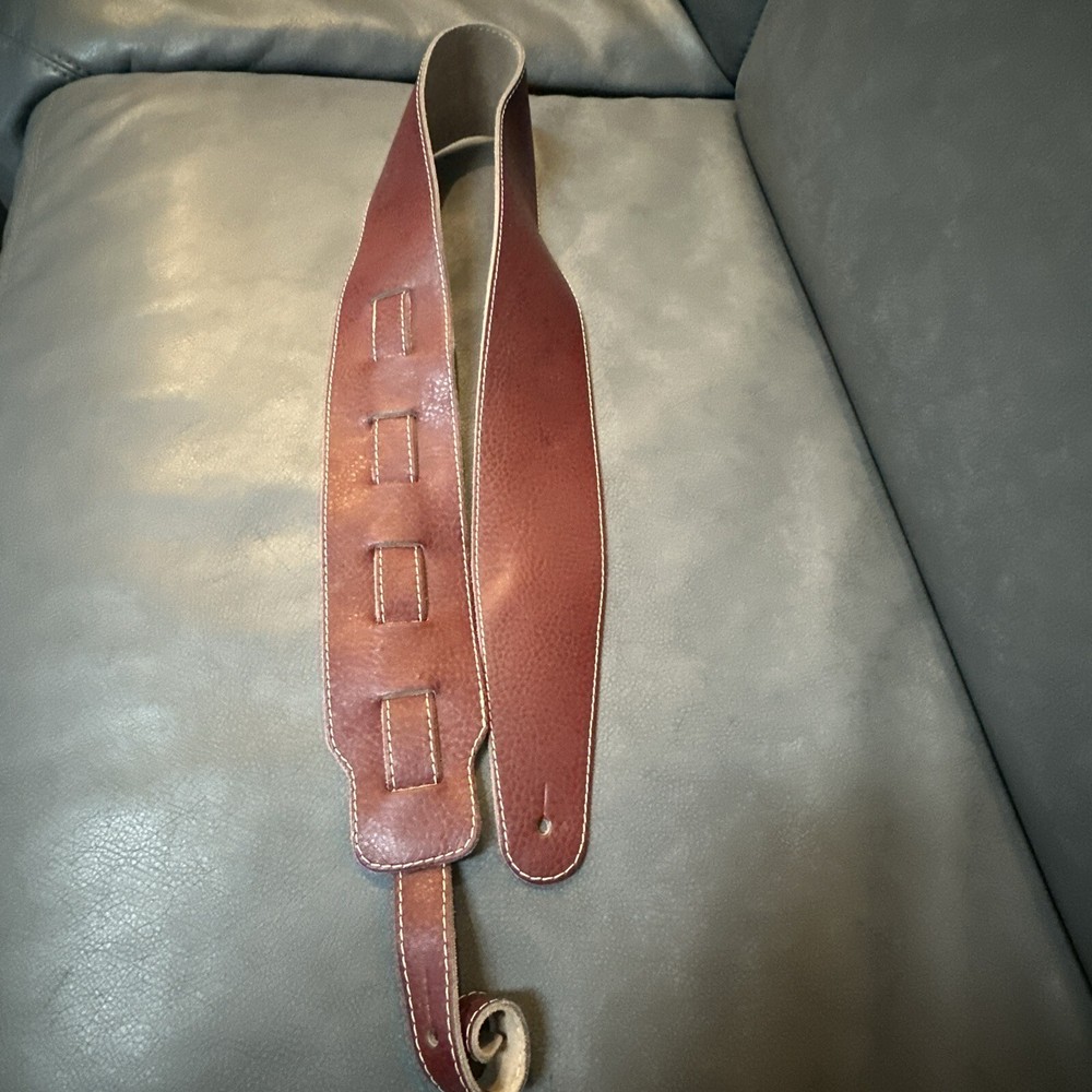Leather Guitar Strap - Red Lizard - 3’ Wide