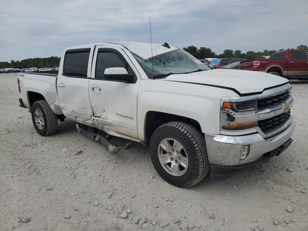 SILVRDO15 2018 High Mounted Stop Light 729548