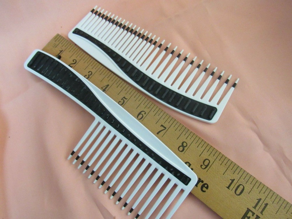 Mebco Double Volume Detangler Comb / High Volume ~2 PCS~ Black n' White ~NOS~