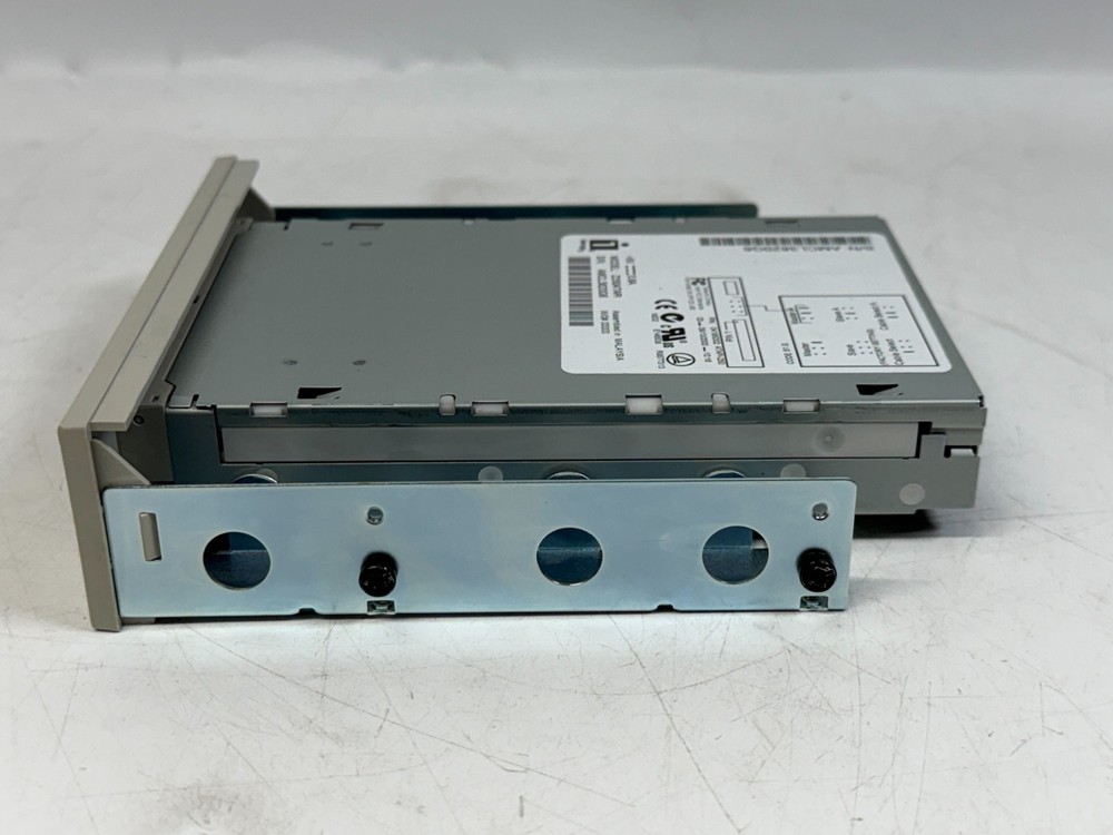 Iomega Zip 250 ATAPI Internal Drive Z250ATAPI IDE 3.5"