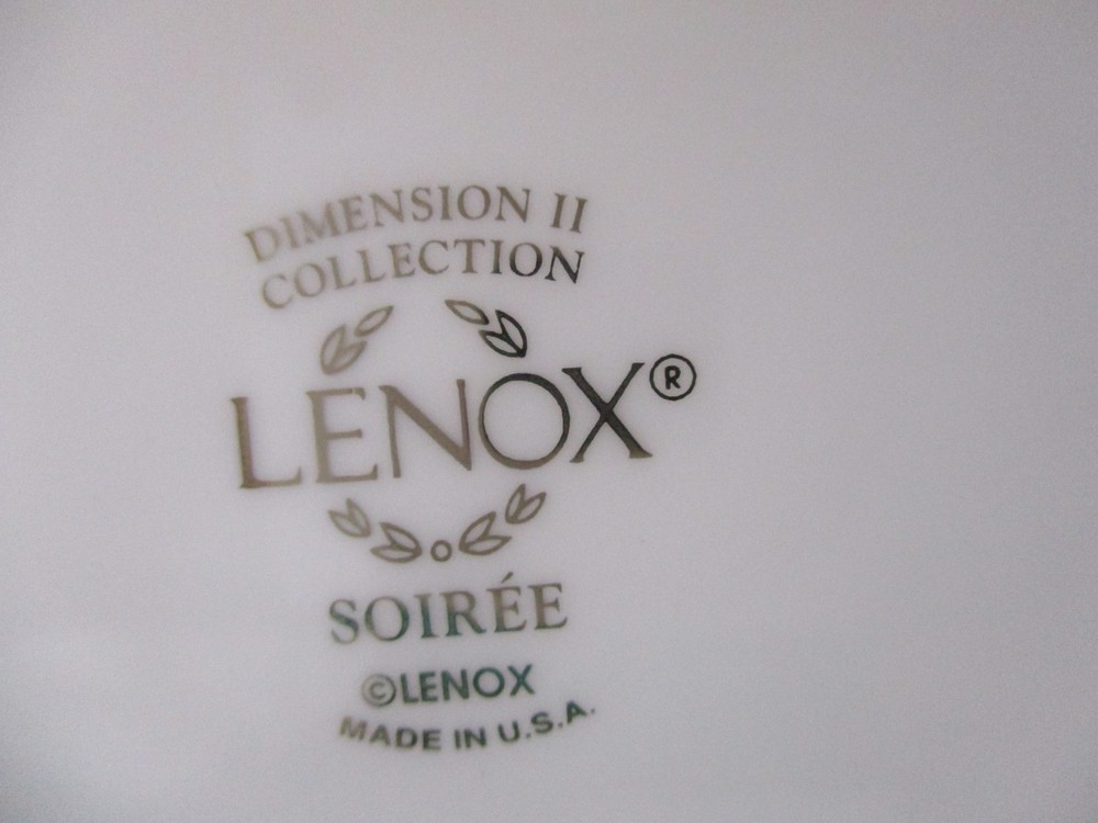 LENOX SOIREE SQUARE SALAD PLATE 9" -0703E