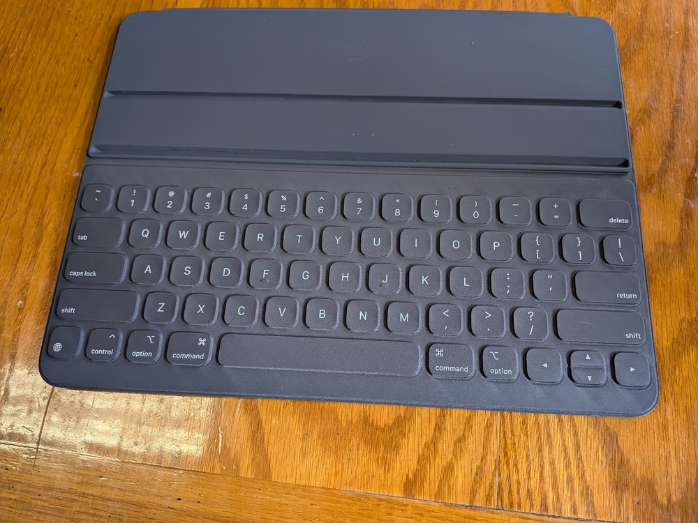 Apple Smart Keyboard Folio Case for 12.9-inch iPad Pro (3rd Generation ONLY)