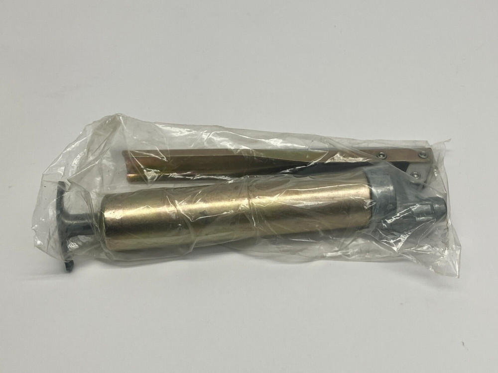 CLF CT -100 Lever Type Grease Gun