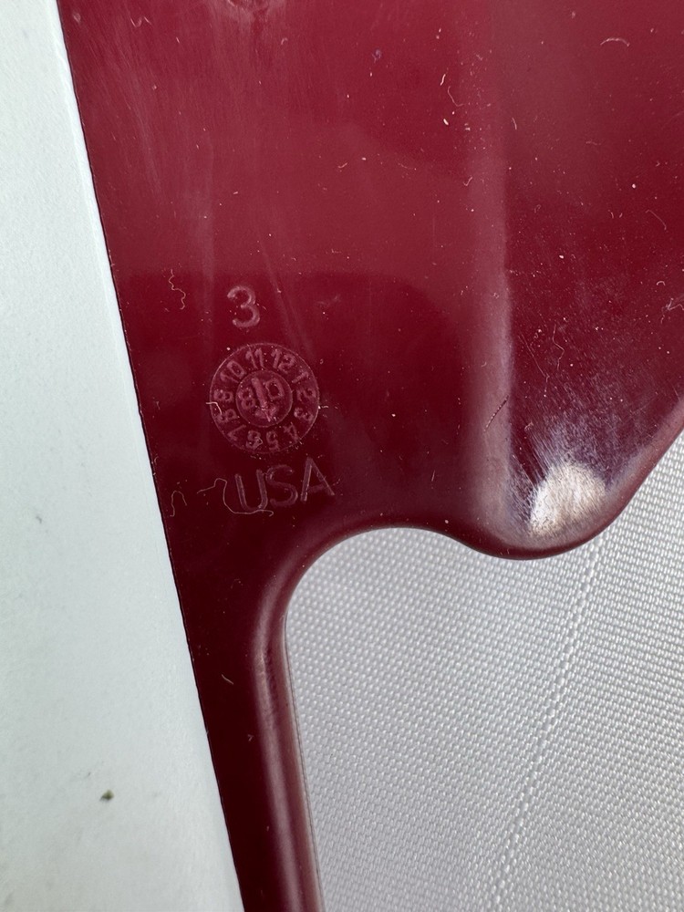 Pampered Chef Master Scraper Spatula Cranberry Red & White