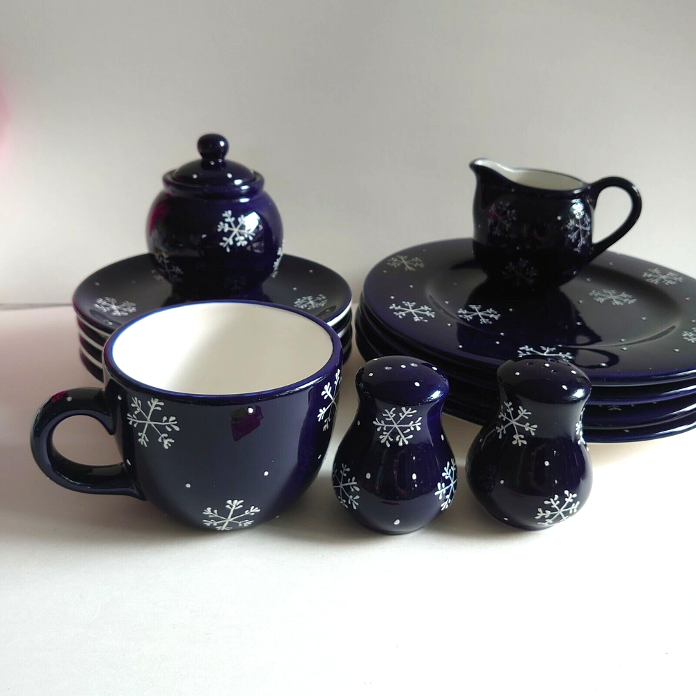 Hand-Painted Snowflake Design Table Service for 4 by KIC Brushes
