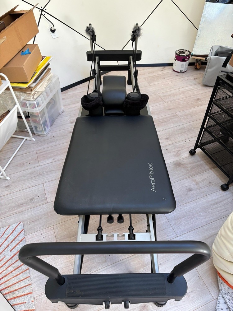 AeroPilates Premier Studio 700