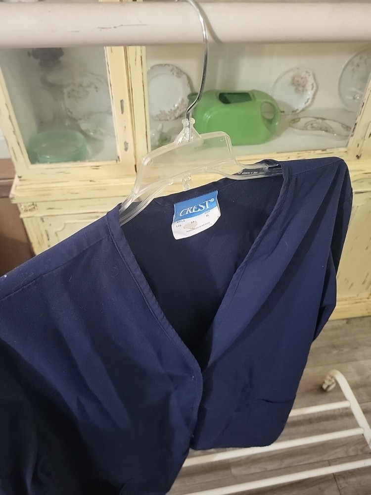 Women's XL Crest Lab Coat