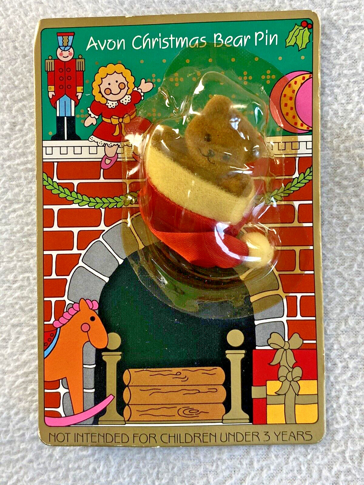 Vintage 80's Avon Holiday Christmas Pin Necklace Plastic Jewelry Lot of 5