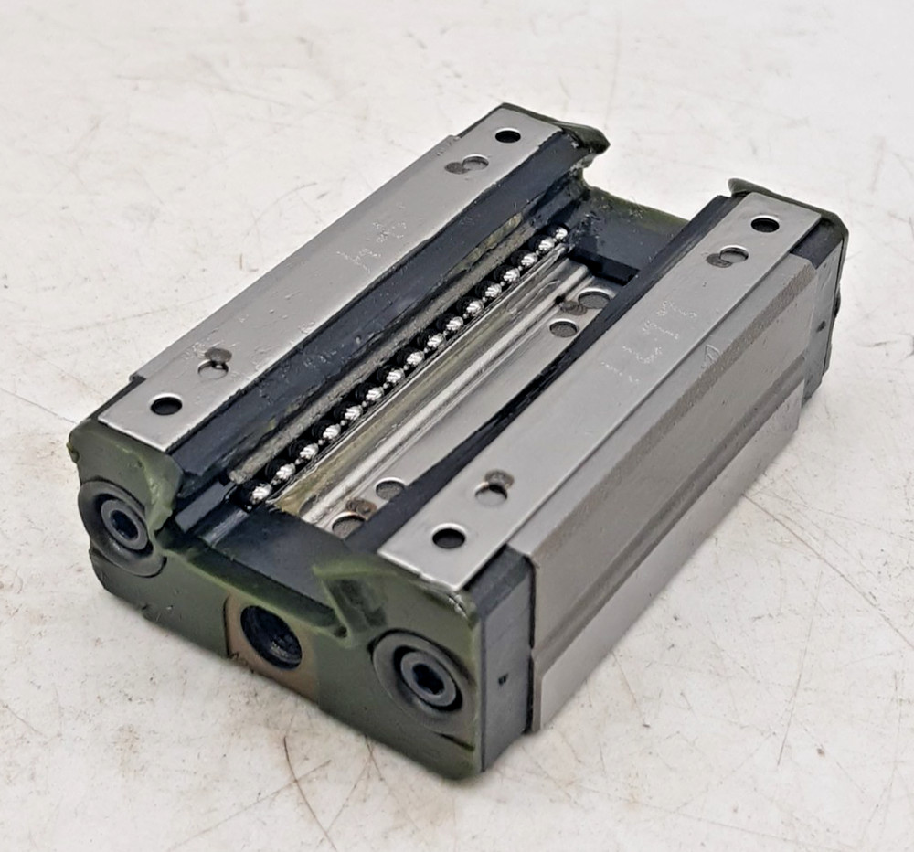 THK SR20W1SS (GK) Linear Guide Block UG5C32