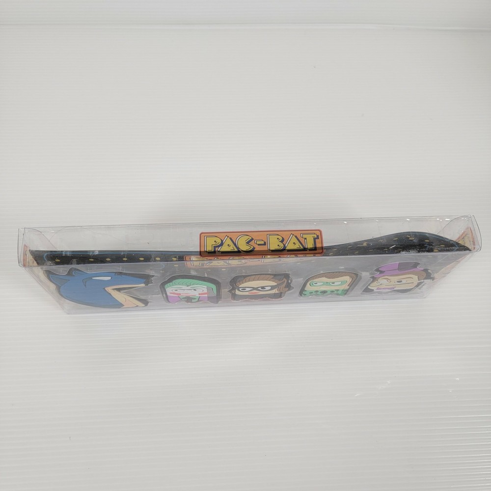 EXCLUSIVE PAC-BAT Pac-Man Batman Magnet Set