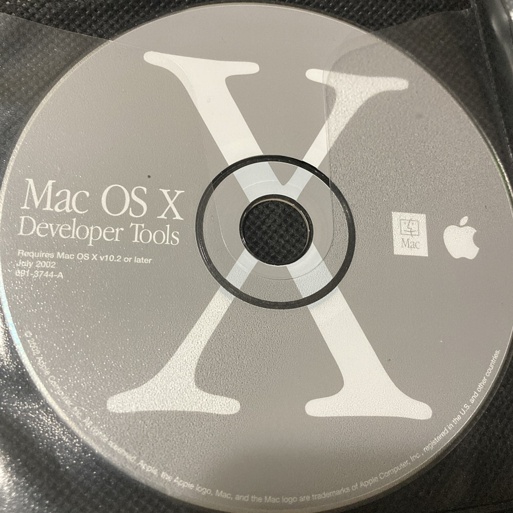 Mac OS X Developer Tools CD Disk - Version 10.2  July 2002 691-3744-A