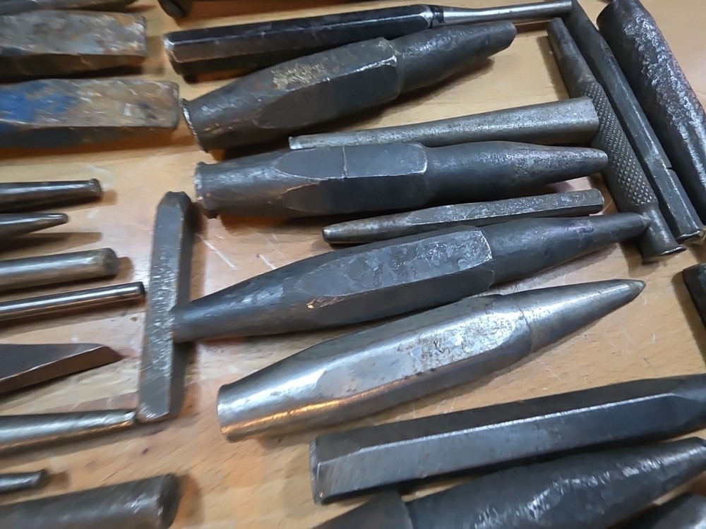 punch and chisel Lot