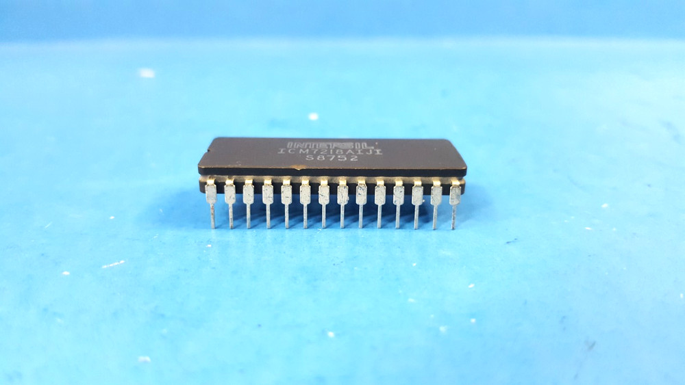 ONE- IC DRIVER, ICM7218AIJI, INTERSIL, 28PDIP