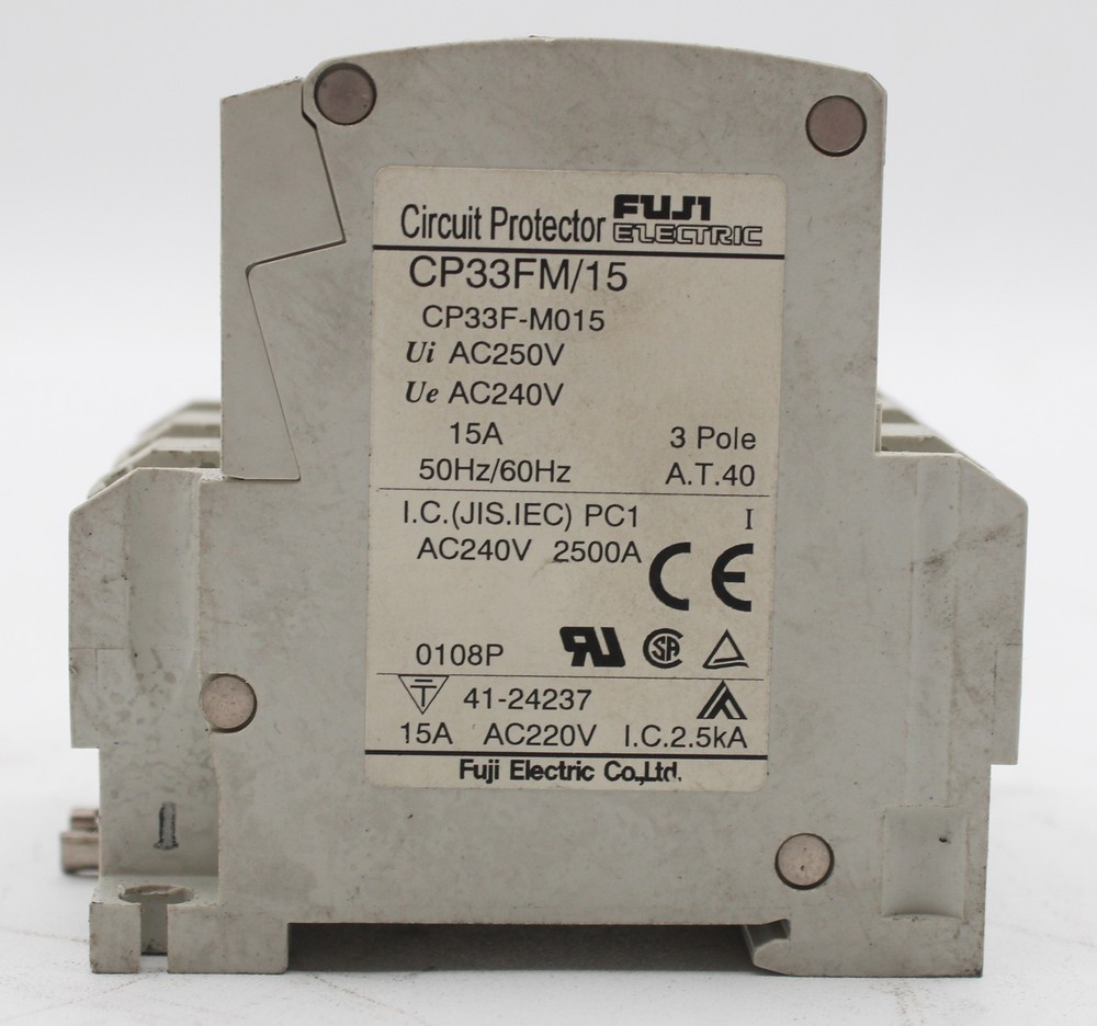 Fuji Electric CP33FM/15 Circuit Protector