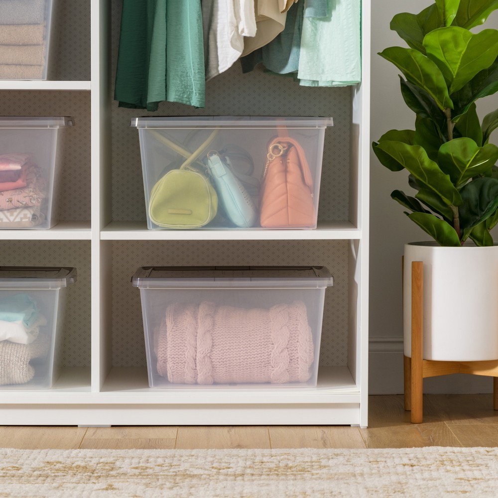 17 Qt. Plastic Storage Bins with Lids, Clear, Stackable Totes, Containers 8Pk