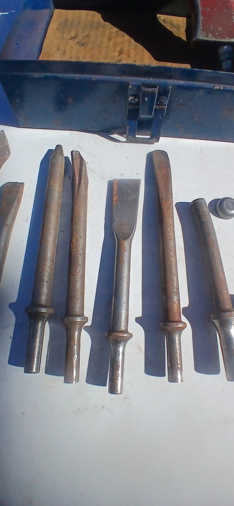 Chicago Pneumatic Air Hammer And Chisels