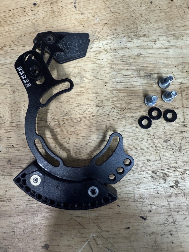 E*Thirteen E*13 Chain Guide Bash Guard ISCG05 Mount