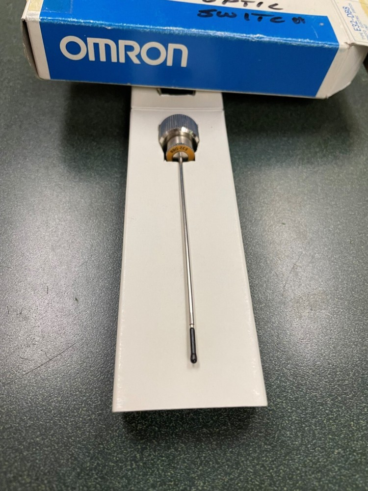 Omron E32-DB8 FIBER OPTIC SENSOR / FIBER OPTIC SENSING HEAD
