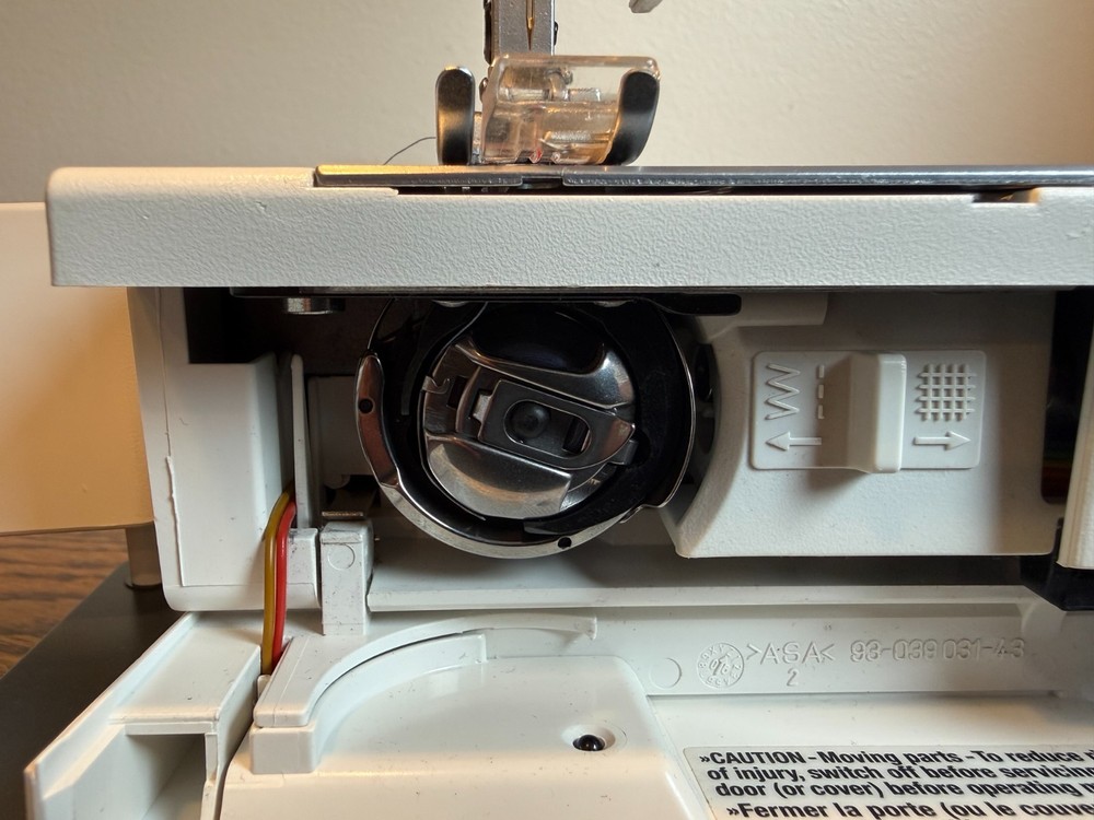 PFAFF Performance 2056 Sewing Machine