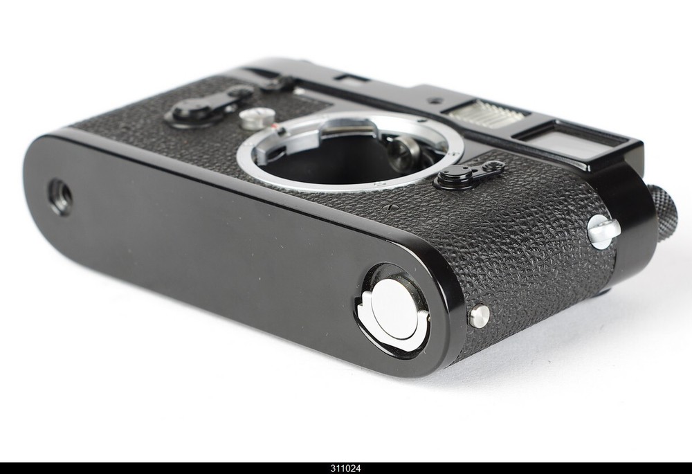 Leica M2 Black Paint Repaint Mint