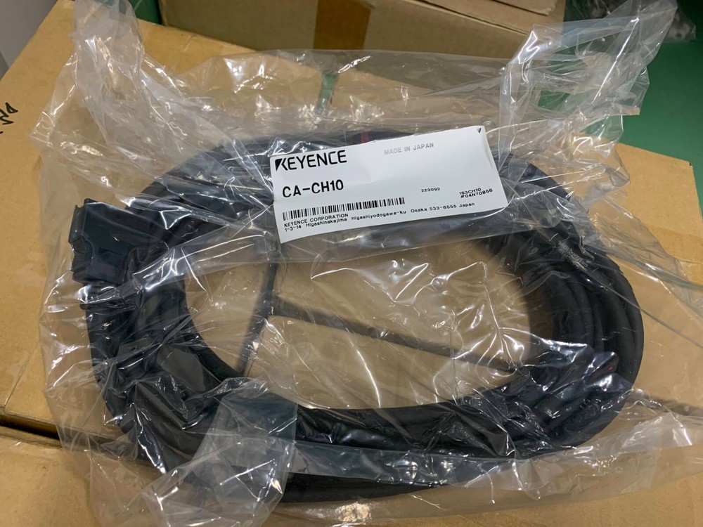KEYENCE CA-CH10 Camera cable for high-speed camera 10m