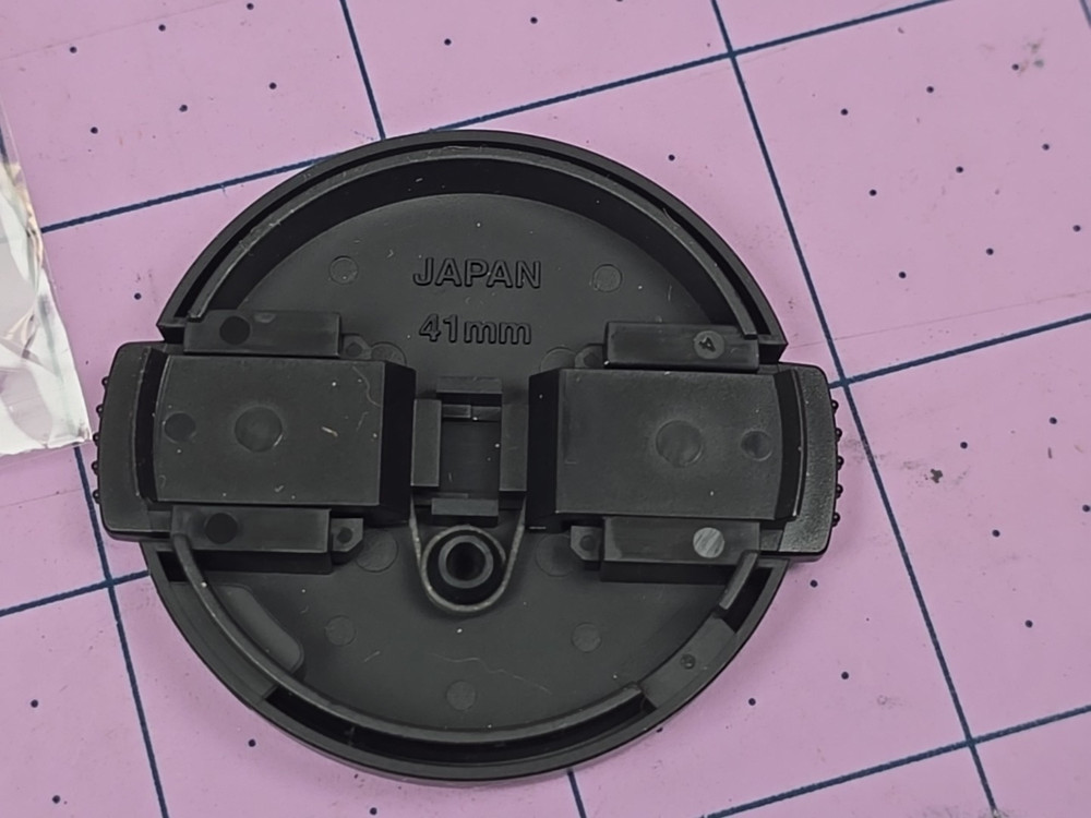 Olympus 41mm Front Lens Cap with retention cord