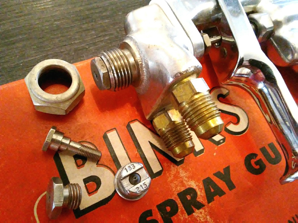 BINKS- Model 7 K Paint Spray Gun 2K 