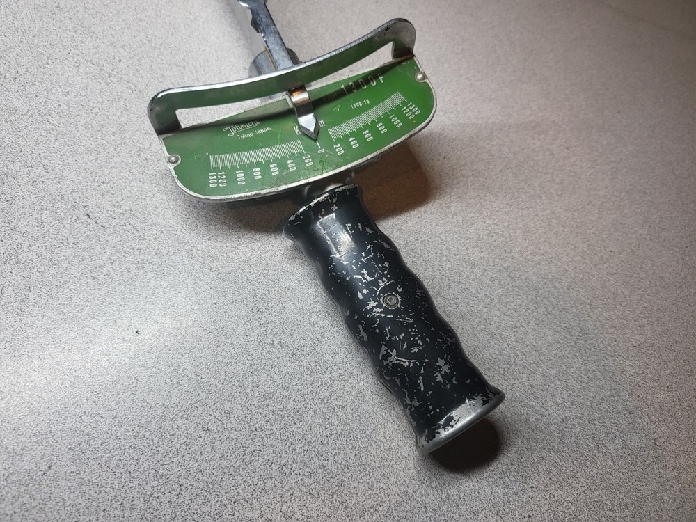 Tohnichi Torque Beam Wrench 1300F