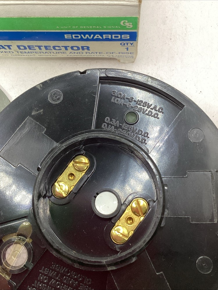 EDWARDS 281B HEAT DETECTOR 135° Fixed Temperature