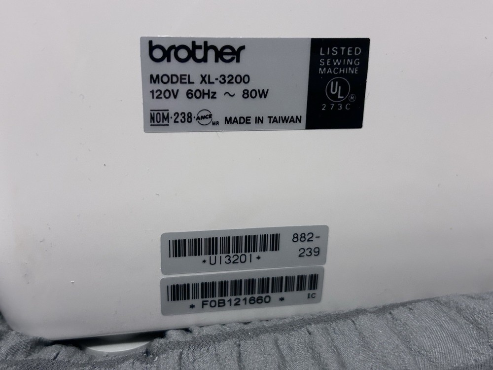 Brother XL 3200 Pattern Sewing Machine With Pedal Tested Working Good Clean