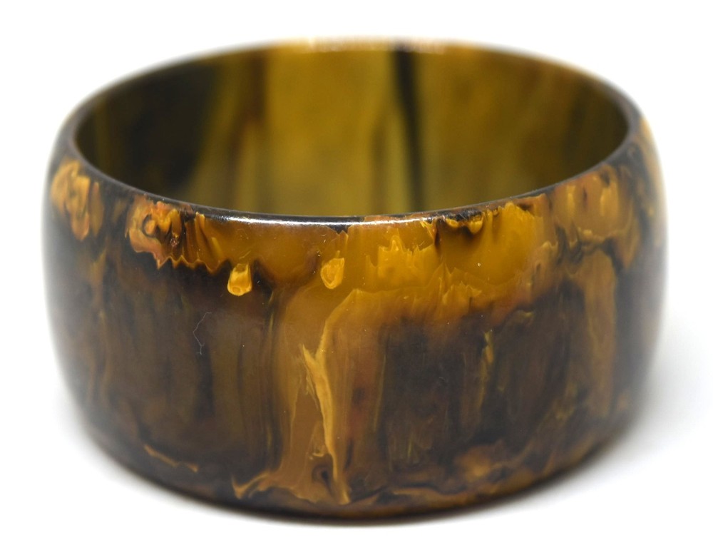 Beautiful Vintage Bakelite Bangle/Bracelet