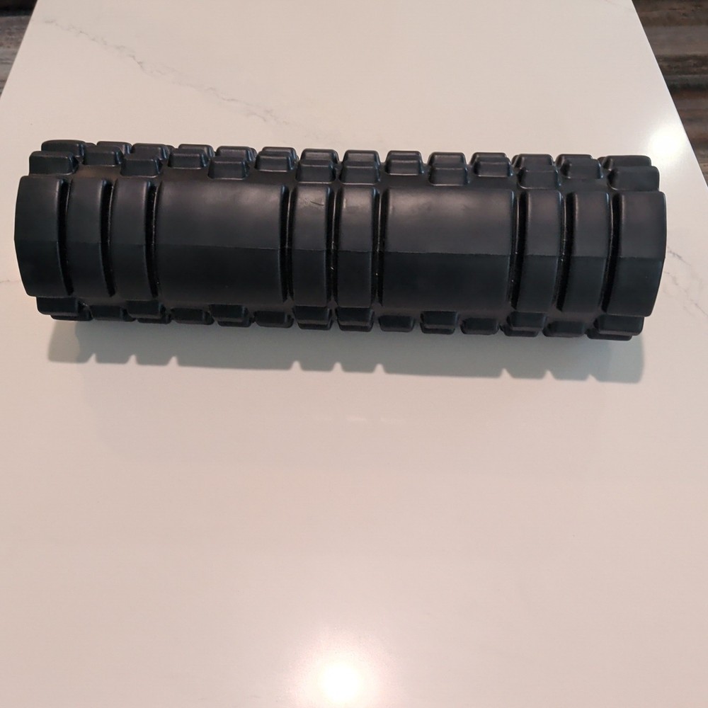 Foam Roller Deep Tissue 18 Trigger Point Massage Roller Self Therapy Tool
