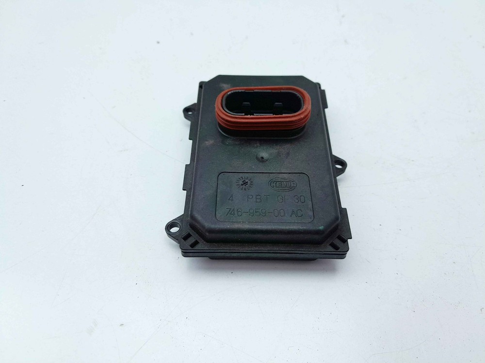 AUDI Q3 CONTROL UNIT HEADLIGHT BALLAST MODULE 7PP941329M 2016