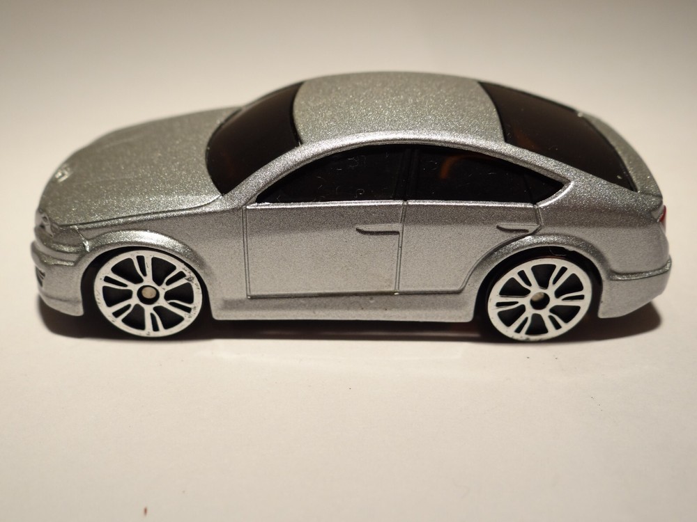 Motor Max Silver Toy Car