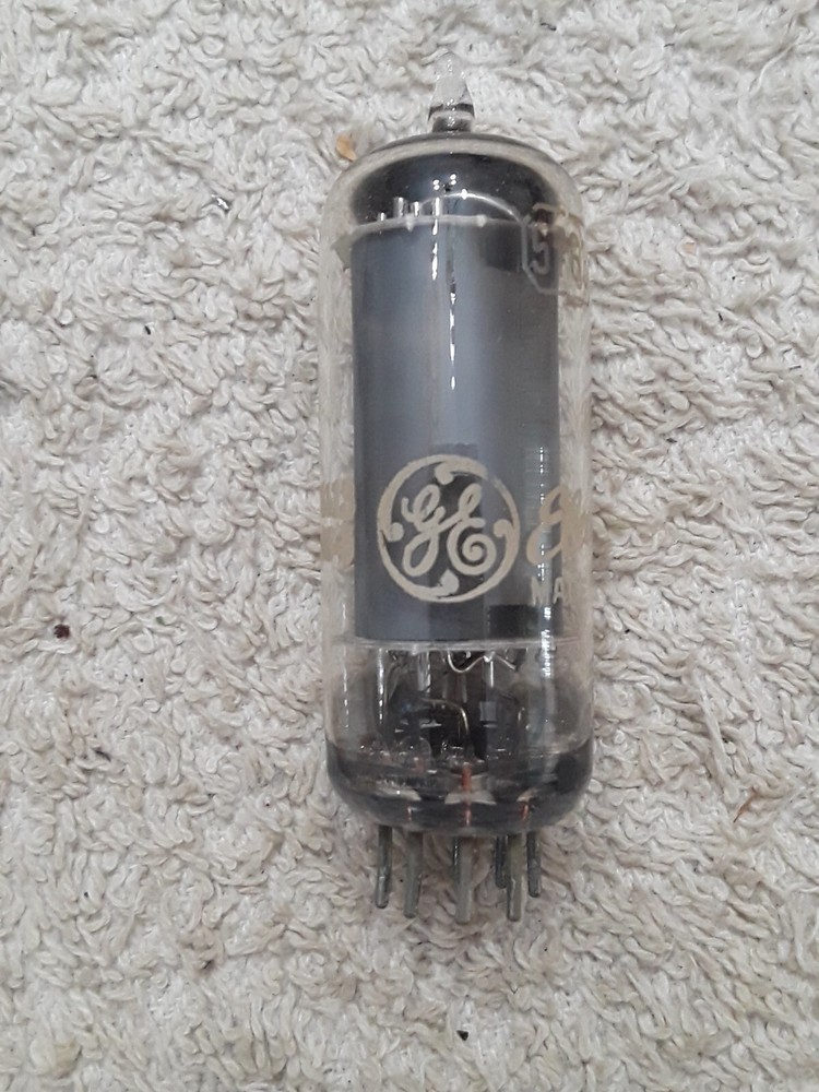 NOS GE 5763 Vacuum tube - White box - Tested