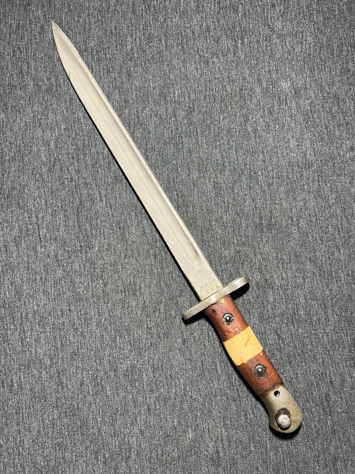 WWII Enfield .303 Rifle Pattern 1907 Bayonet India Cut Down