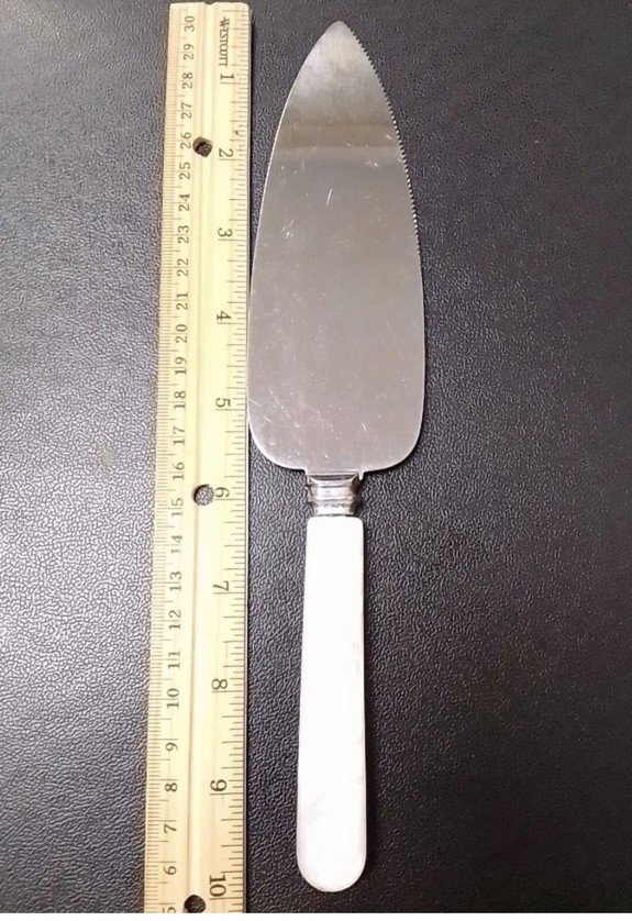 Vtg Treasure Masters Stainless Pie & Cake Server England Pearlized Handle
