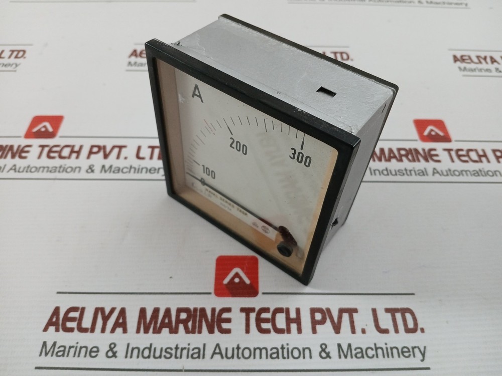 SACI 300/5A Voltmeter
