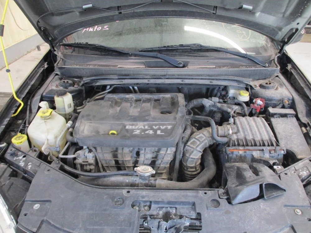 200 2013 High Mounted Stop Light 1881698