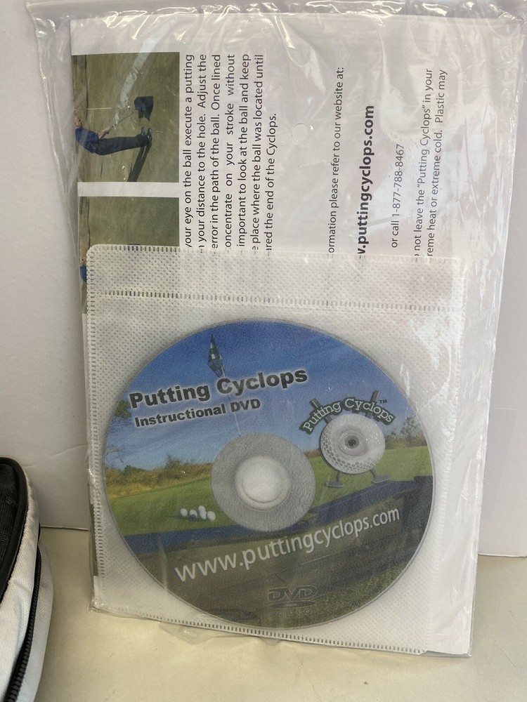 Putting Cyclops Golf Putting Aide Training Device